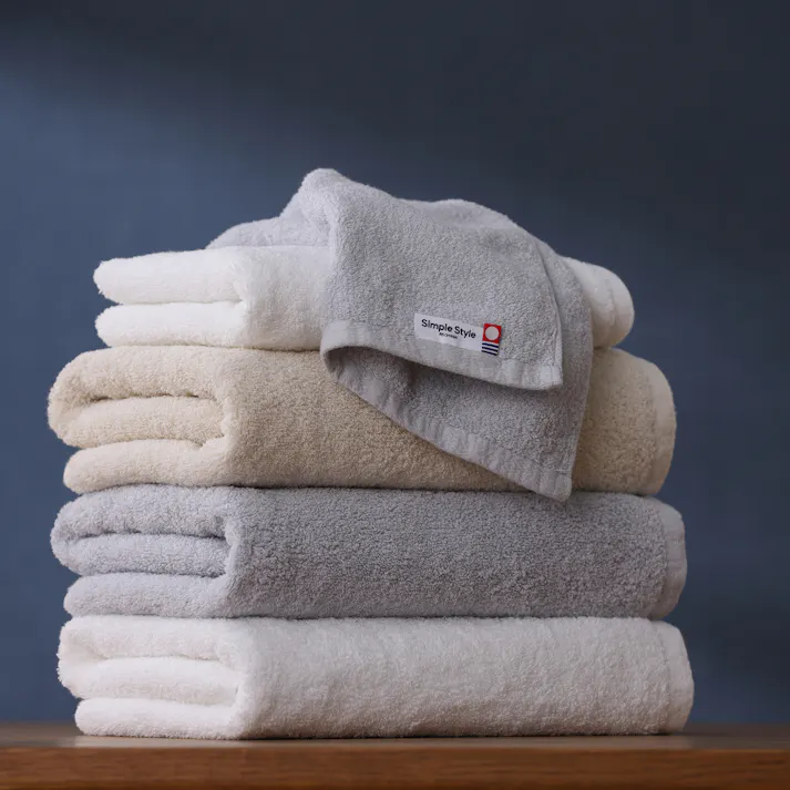 アイリスオーヤマ ボリュームタッチビッグフェイスタオル4枚セット BFT-V4 ホワイト タオル 洗顔 4967576662154【別送品】