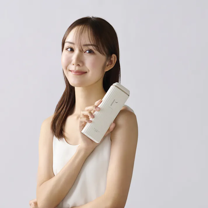 アイリスオーヤマ 光美容器 LB-M101-W ホワイト 理美容 脱毛器 4967576664066【別送品】