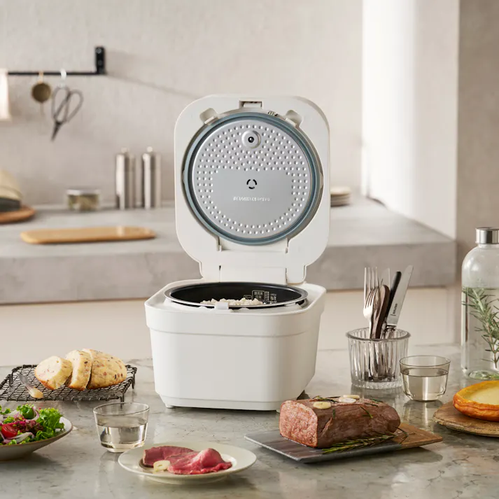 アイリスオーヤマ IHジャー炊飯器 5.5合 RC-IGA50-W ホワイト 調理家電 キッチン 米 IH炊飯器 4967576670340【別送品】