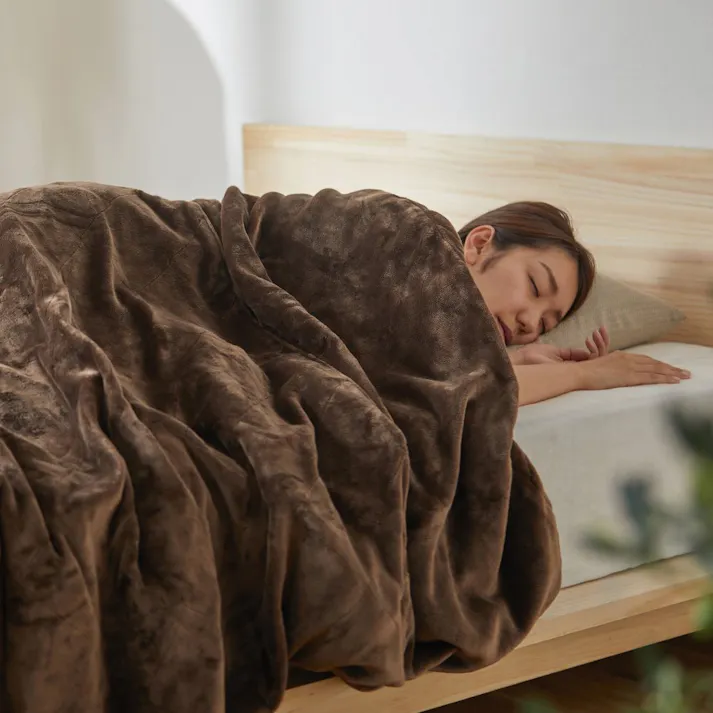 アイリスオーヤマ ボリュームたっぷり5層毛布 M-B5-SL ブラウン 毛布 寝室 睡眠 4967576674683【別送品】