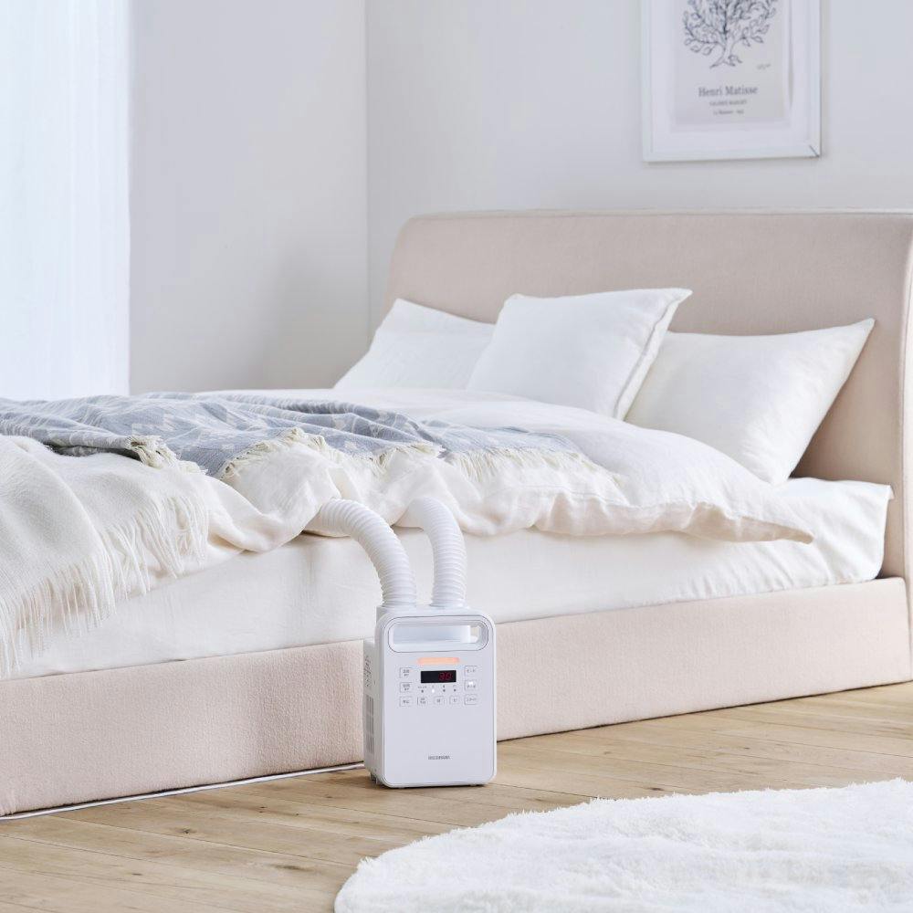 ふとん乾燥機 ハイパワーツインノズル ホワイト アイリスオーヤマ ふとん乾燥機 ハイパワーツインノズル FK-WH2-W