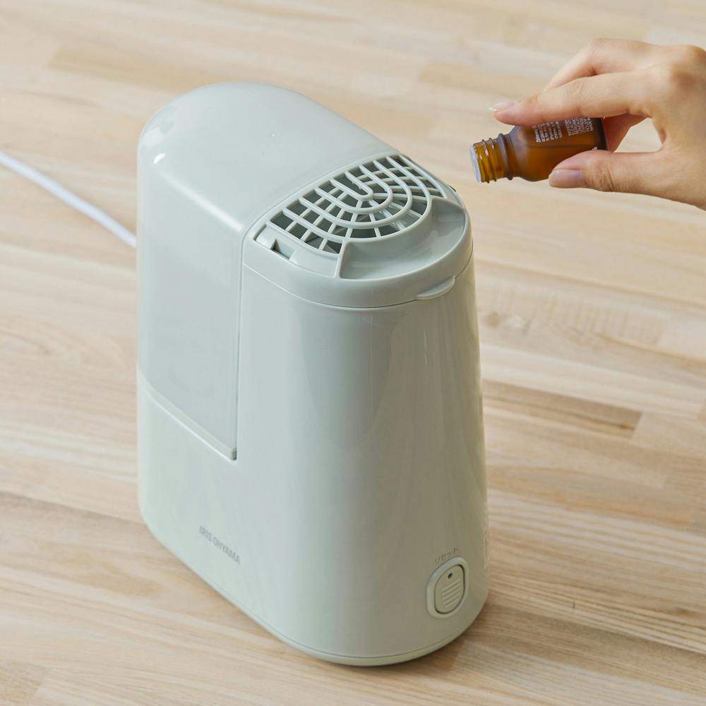アイリスオーヤマ　スチーム式加湿器 Amazon.co.jp: アイリスオーヤマ 加湿器 スチーム式(加熱式