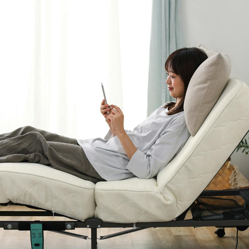 アイリスオーヤマ 折りたたみコイル電動ベッド OTBSS-CDN ホワイト