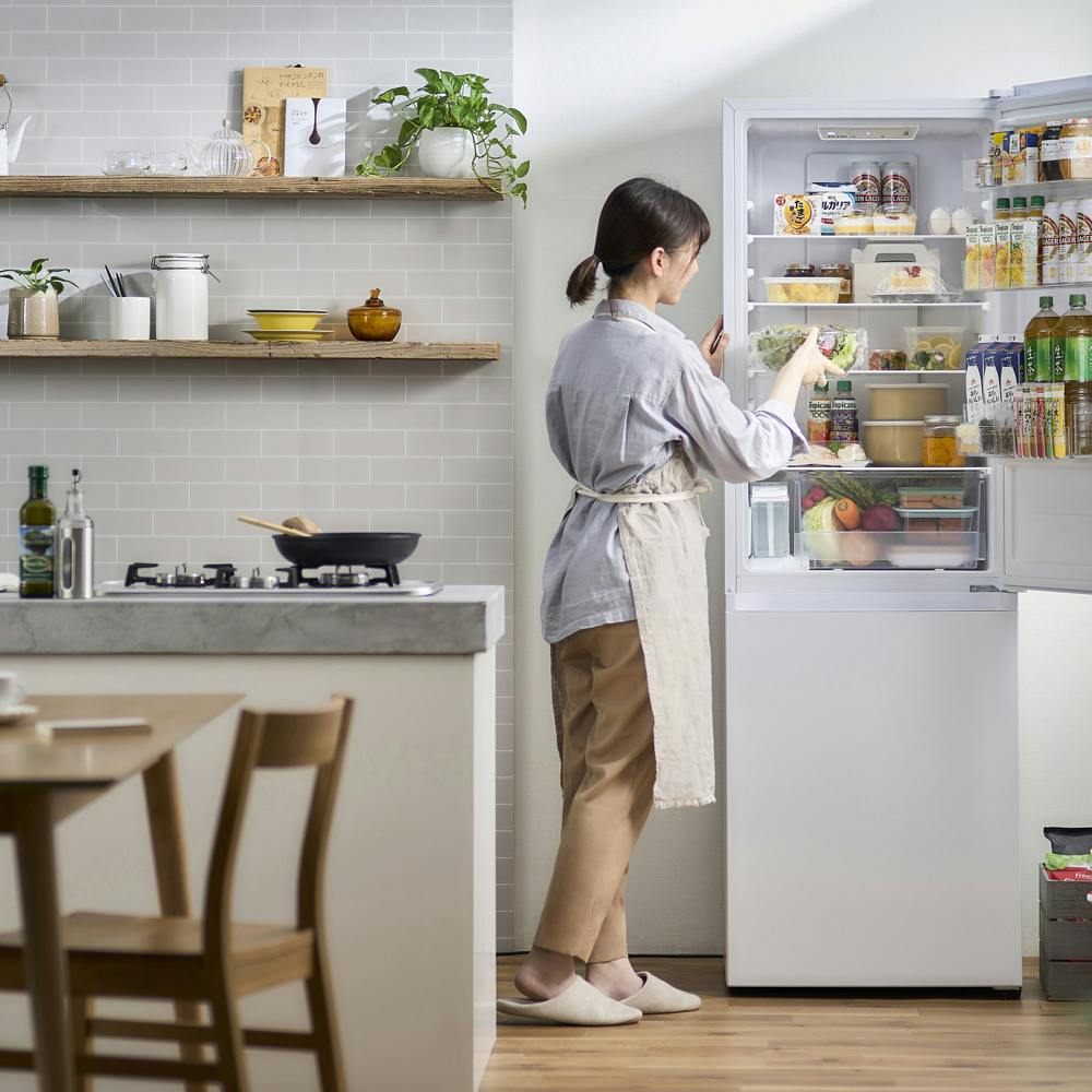 アイリスオーヤマ 冷凍冷蔵庫 301L IRSN-I30A-W ホワイト 冷蔵庫 大