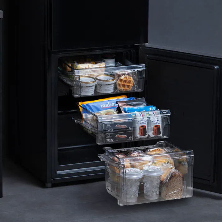 アイリスオーヤマ 冷凍冷蔵庫 153L IRSN-BLK15A ブラック 冷蔵庫 大容量 冷凍食品 保存 ストック 4967576735186【別送品】