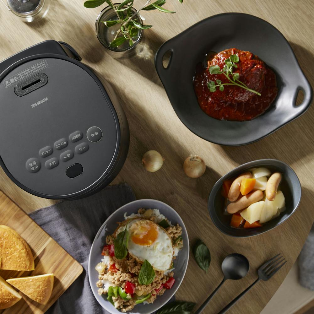 アイリスオーヤマRC-MGA30-B BLACK 炊飯器 3合 マイコン式 50銘柄炊き RC-MGA30-B 極厚火釜ブラック