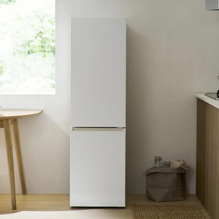 アイリスオーヤマ 冷凍冷蔵庫 170L IRSD-17A-WH ナチュラルホワイト 冷蔵庫 大容量 冷凍食品 保存 ストック 4967576743501【別送品】