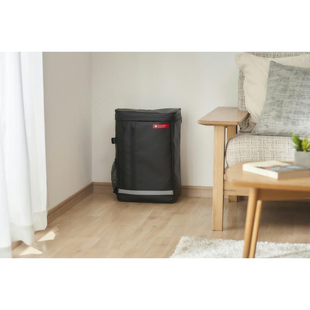 アイリスオーヤマ 防災セット 1人用31点 ブラック 340×170×480mm BS1