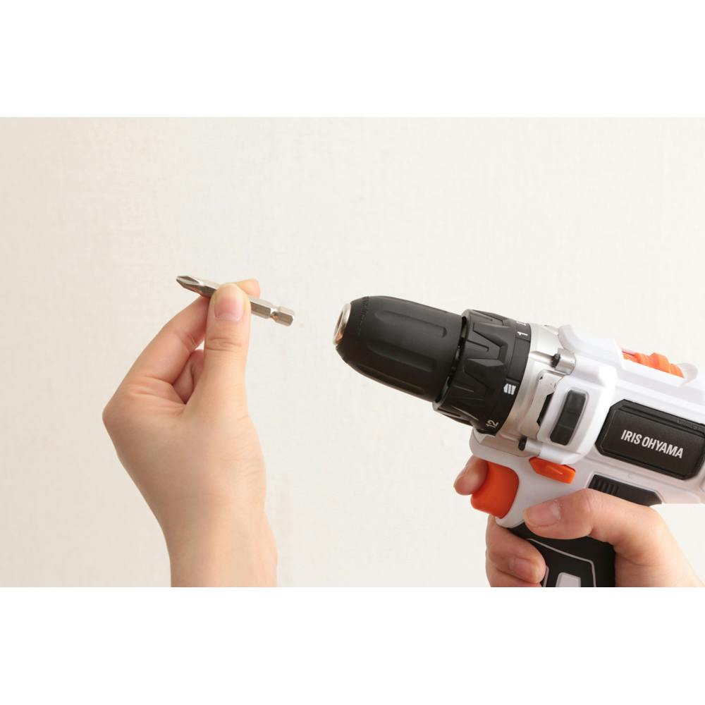 アイリスオーヤマ 充電式 ドライバドリル 200×70×210mm JCD28-C 電動