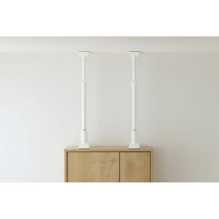 アイリスオーヤマ 家具転倒防止伸縮棒 MLサイズ ホワイト 215×78×500~800mm KTB-50R 防災グッズ 突っ張り棒 家具固定【別送品】