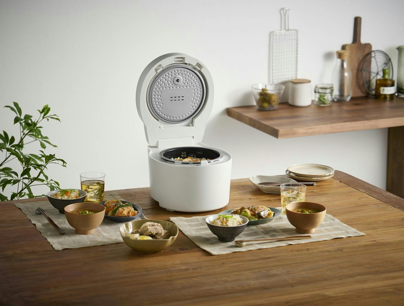 アイリスオーヤマ IHジャー炊飯器 3合 ホワイト 銘柄炊き 早炊き