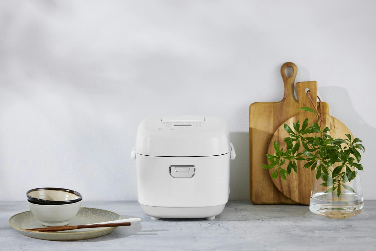 アイリスオーヤマ ジャー炊飯器 3合 ホワイト シンプル マイコン