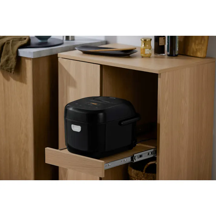 アイリスオーヤマ ジャー炊飯器 5.5合 ブラック RC-BMA50-B シンプル マイコン式 ファミリー 4967576741309【別送品】