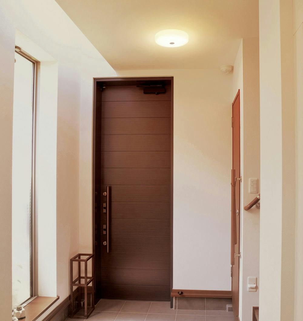 アイリスオーヤマ 小型シーリングライト 高効率 600lm 電球色 人