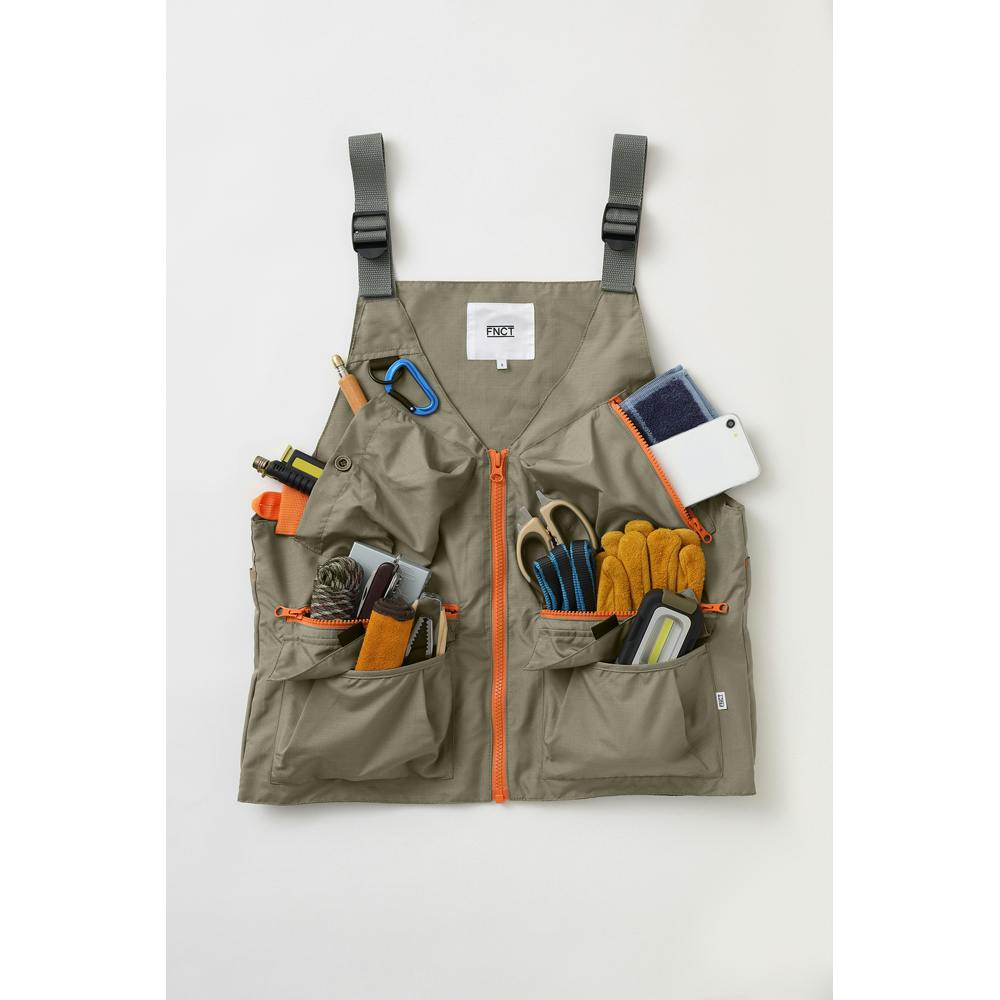 アイリスオーヤマ 防融加工 撥水マルチポケット ベスト Sサイズ カーキ FC23103-KHS 4967576668934【別送品】