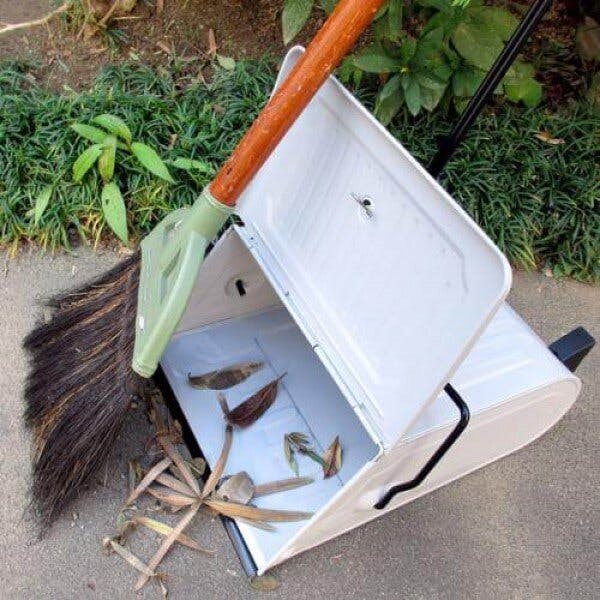 太陽とちりとり NUS605チリトーレ |おそうじのことならアズマ