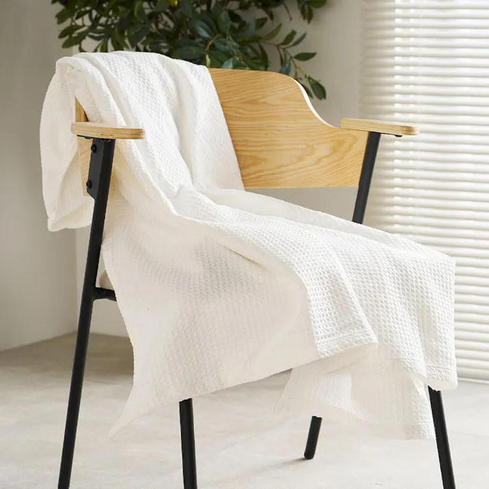 スローケット ソリッド 約140×200cm アイボリー コットン オールシーズン うす掛け HAGIHARA 270104900【別送品】