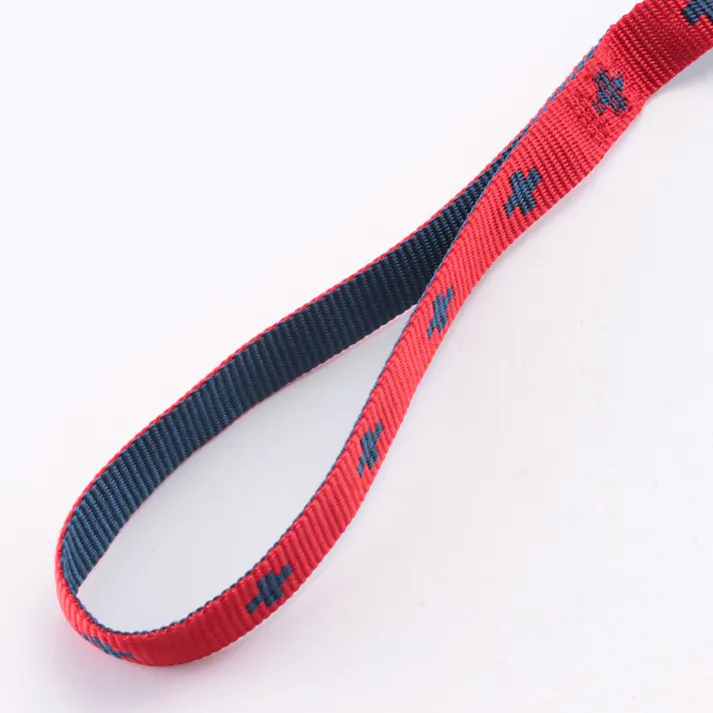 【ケース販売】DSクロスプラスヒラリードMアカ(1ケース12個入り) 引き紐(セット含む) 迷子防止 両手対応 1223987012【別送品】