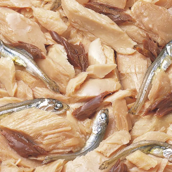【ケース販売】前浜の魚 かつお丸つぶし にぼし入 115g(1ケース48個入) 猫 3751900048【別送品】