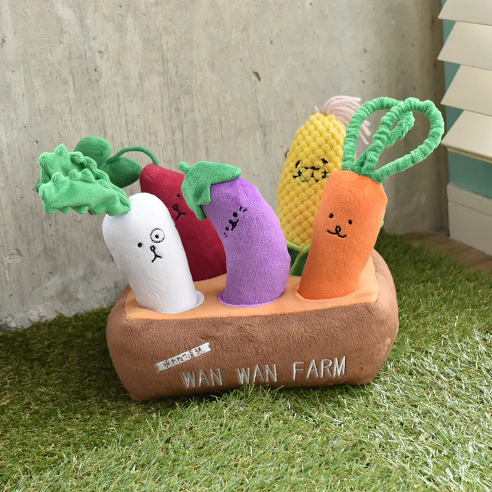 SOLGRA ハッピーお野菜フレンズモヒカンだいちゃん White F 用品 おもちゃ SO155033 噛む音入り かわいい 4573460311239【別送品】