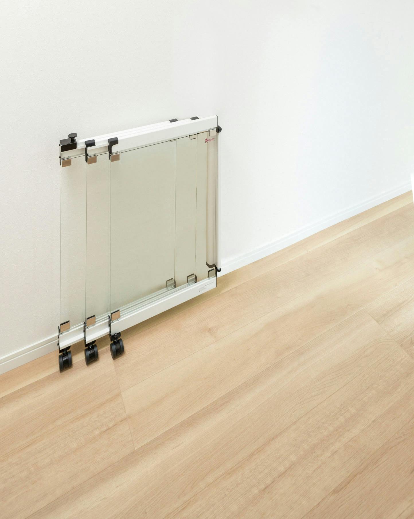 ドギーフェンス 2枚仕様 ホワイト 強化ガラス ペットフェンス