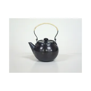 新光金属 純銅黒銅仕上げ 槌目急須 ツル巻き 茶こし付き 370ml BC-103 日本製 銅製品 銅 ティーポット 緑茶 お茶 かわいい おしゃれ 4518160002575【別送品】