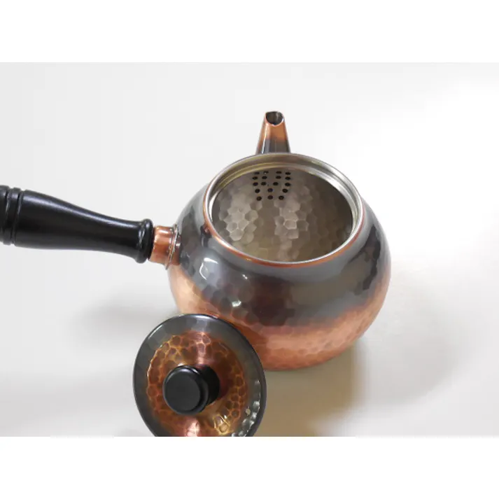 新光金属 純銅赤銅仕上げ 槌目急須 横手 茶こし付き 370ml BC-201 日本製 銅製品 銅 ティーポット 緑茶 お茶 かわいい おしゃれ 4518160006788【別送品】