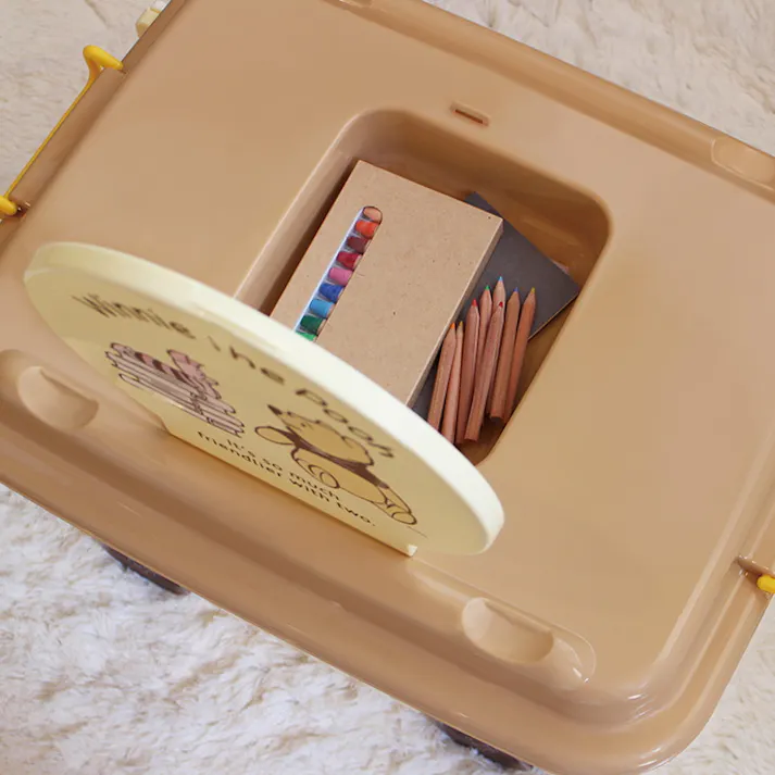 錦化成 おもちゃ箱 キャスター付 くまのプーさん日本製 ボックス ケース 収納 玩具 幼児 ベビー キッズ 子ども おもちゃ箱 かわいい おしゃれ フタ付 キャスター付 4904121312669【別送品】