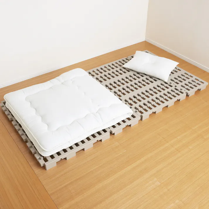 グリーンパル マルチパレット ハーフ アイボリー 1枚 日本製 すのこ プラスチック製 パレット 軽量 湿気 カビ 連結 収納 押入れ すのこベッド ベッド 4976131811968【別送品】