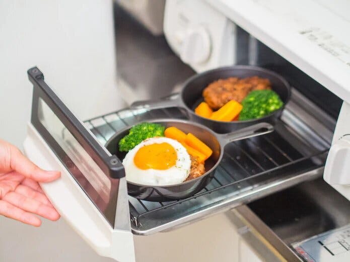 鋳鉄製 スキレット 脚付き グリル 81KBtPUCzNL._UF894,1000_QL80_.jpg