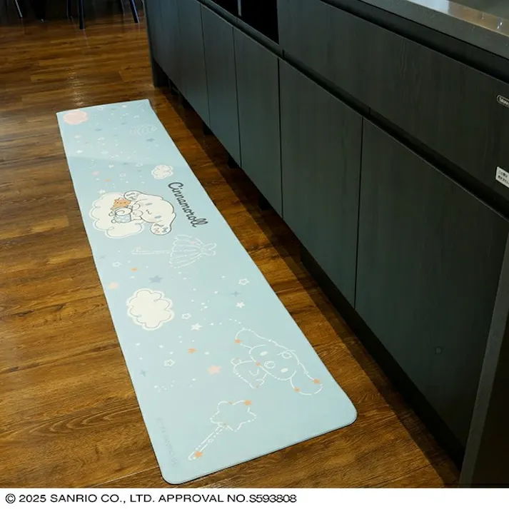 水野 PVCキッチンマット 45×240cm シナモロール キッチン マット 撥水 はっ水 拭ける すべりにくい 洗濯不要 5mm厚 キャラクター PVCマット インテリア お手入れ簡単 おしゃれ かわいい 4992272928822【別送品】