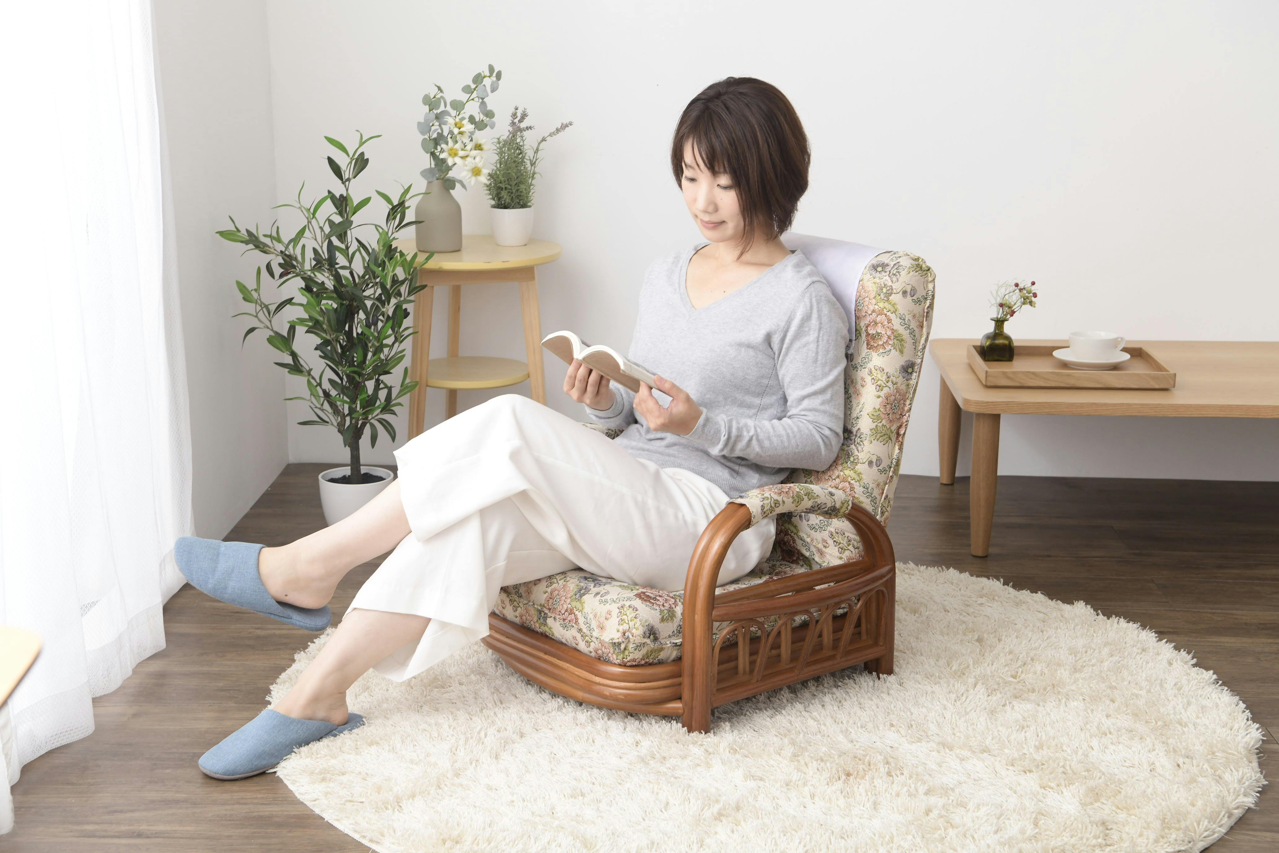 タック Vita 天然籐 リクライニング回転座椅子 ロー TAN-230L