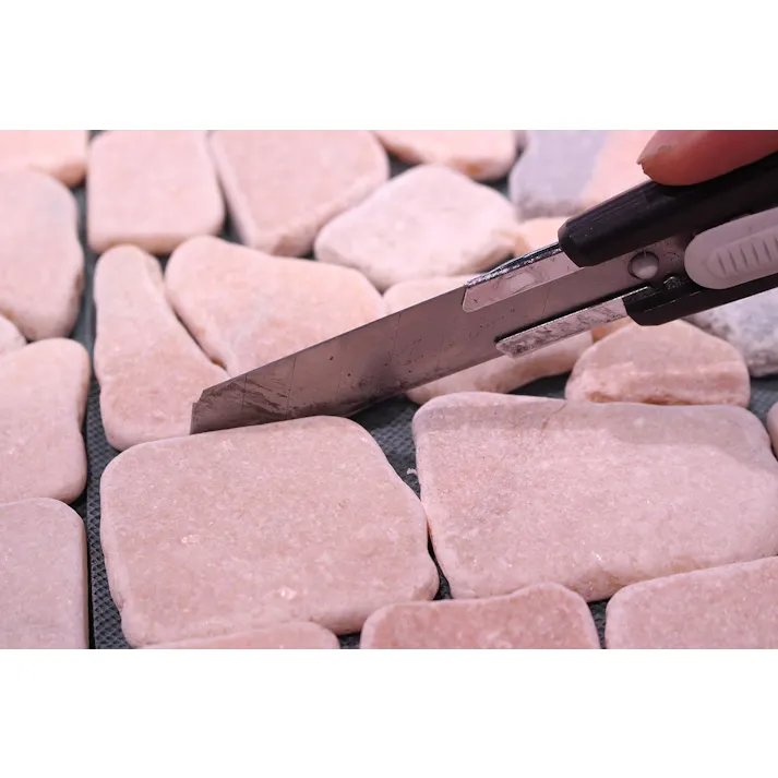 タック Living Out リビングアウト 天然石マット 6枚組 ピンク TAN-933-6P(PI) 防草シート付き!お庭をおしゃれに彩る天然石マット6枚組 4589792854900【別送品】