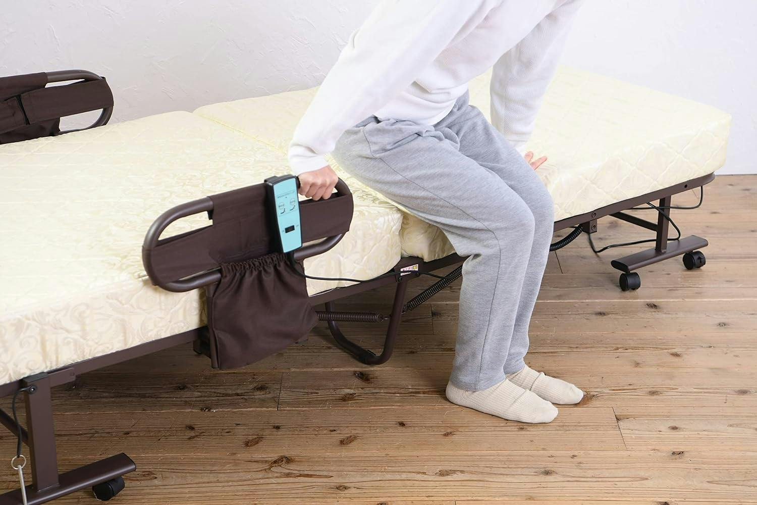 タック Vita ボンネルコイル電動ベッド ブラウン TAN-226B
