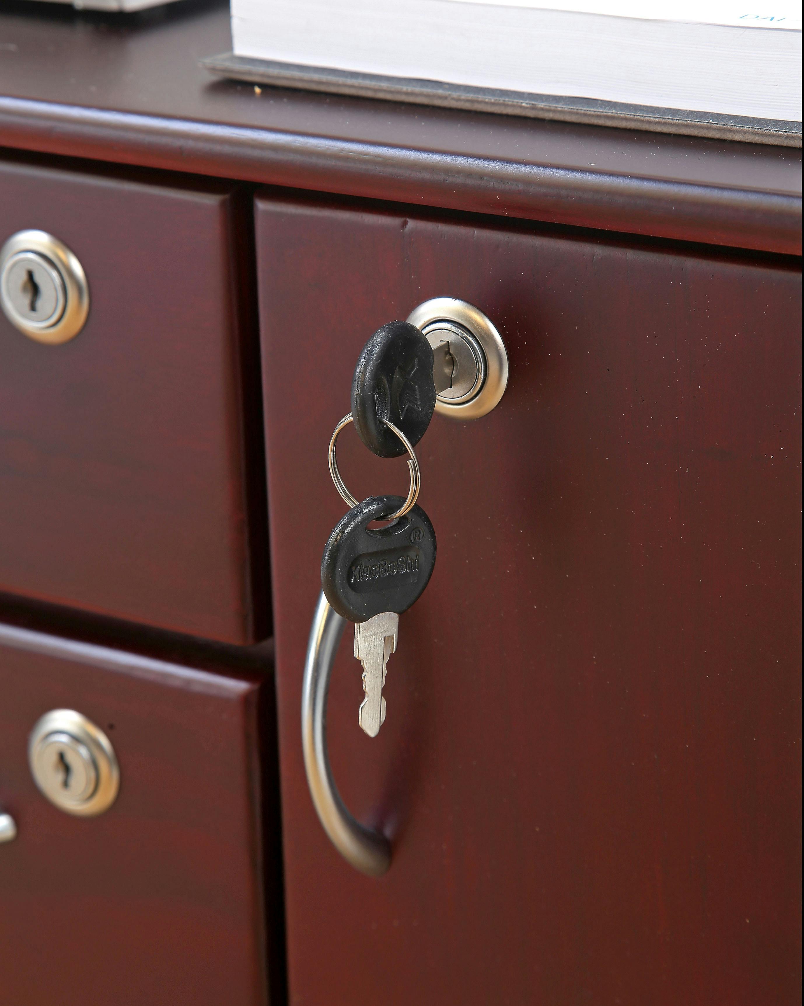 新品　未使用　3段チェスト　刑務所作業 新品 未使用 3段チェスト 刑務所作業 新品 未使用 3段チェスト