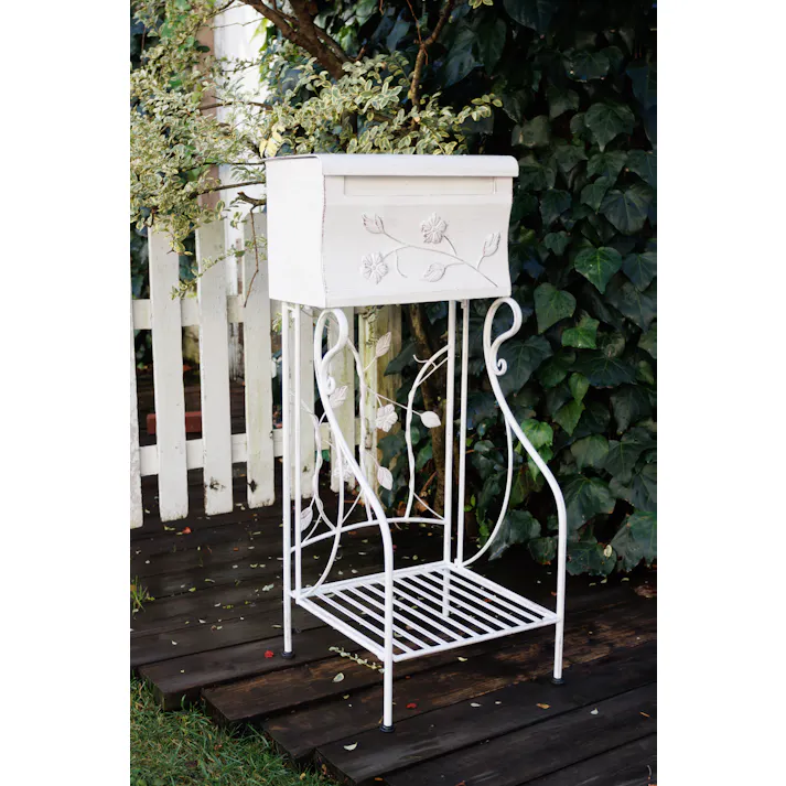 Living Out フラワーレリーフスタンドポスト・ホワイト 4589792860277【別送品】